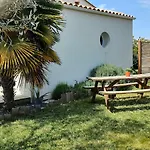 Maison Avec Piscine Bord De